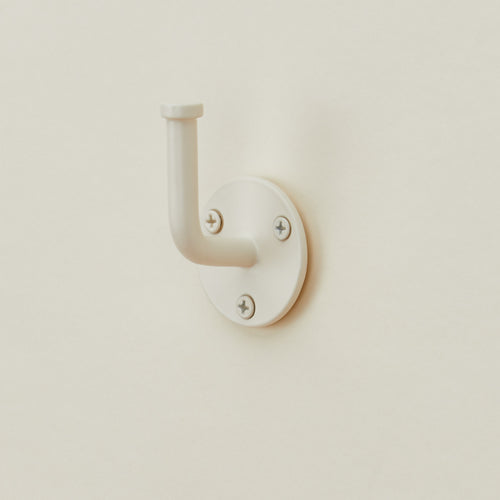Essential hook in ivory