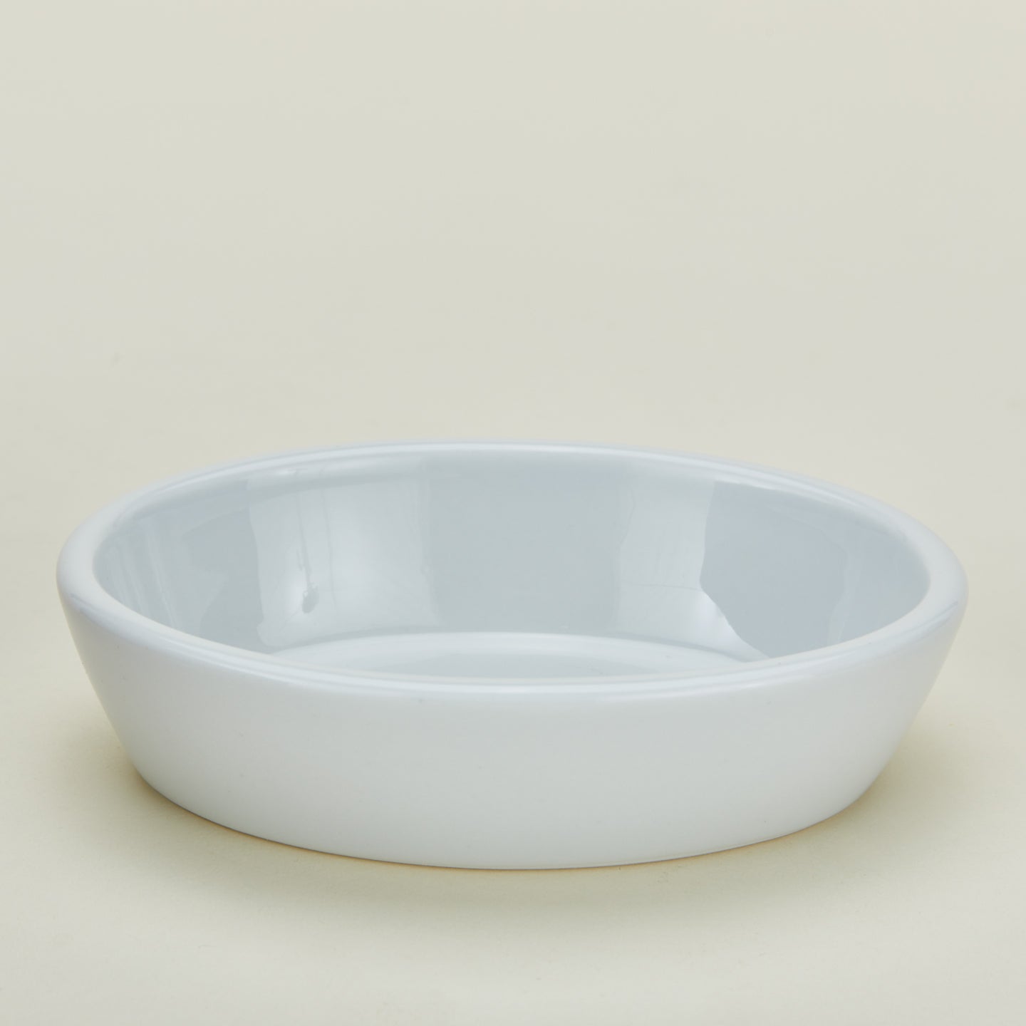 Detailed view of individual deep oval baker
