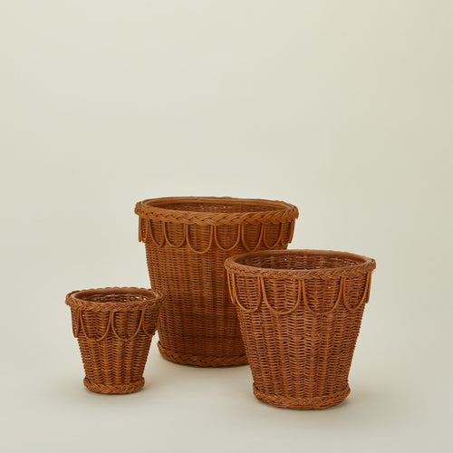 Pinet pot family