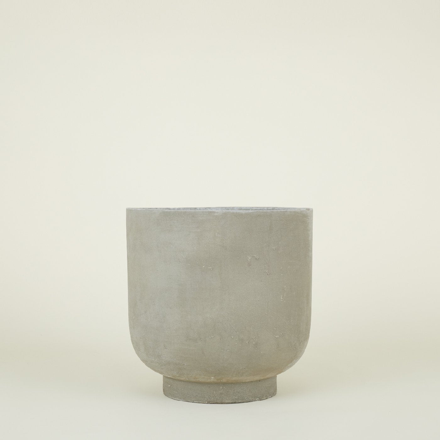 Footed Planter - Fiber Cement