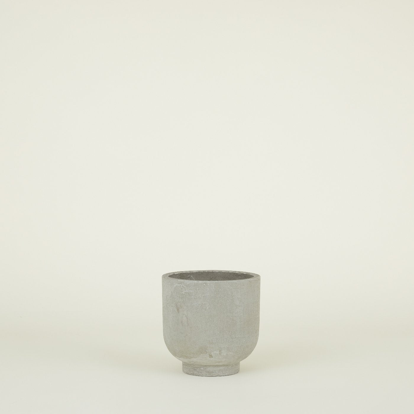 Footed Planter - Fiber Cement