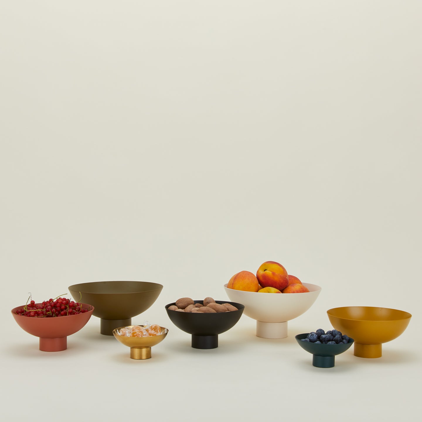 Essential Footed Bowl - Ivory